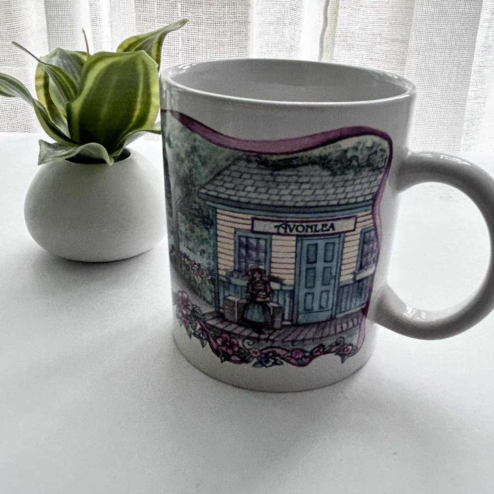 Avonlea Traditions Mug - White and Purple